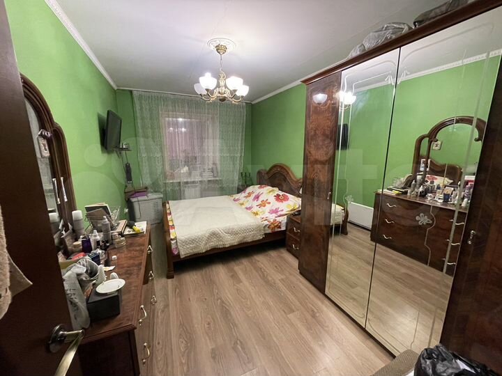 3-к. квартира, 80 м², 1/5 эт.