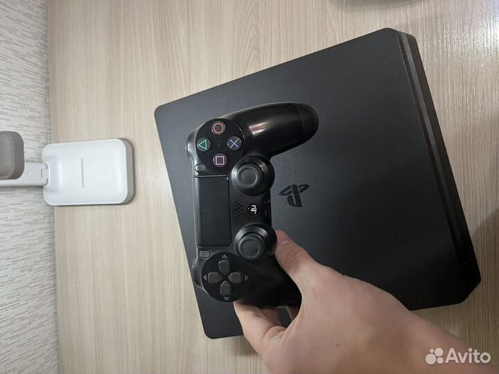 Ps4 slim 1tb