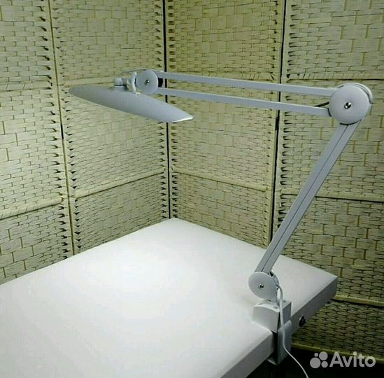 Лампа бестеневая, для лешмейкеров