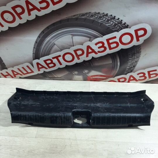 Накладка проема багажника Chevrolet Aveo T 200