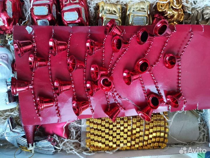 Елочные игрушки пластик