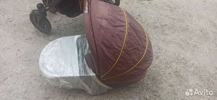 Коляска Zippy tutti 2 в 1