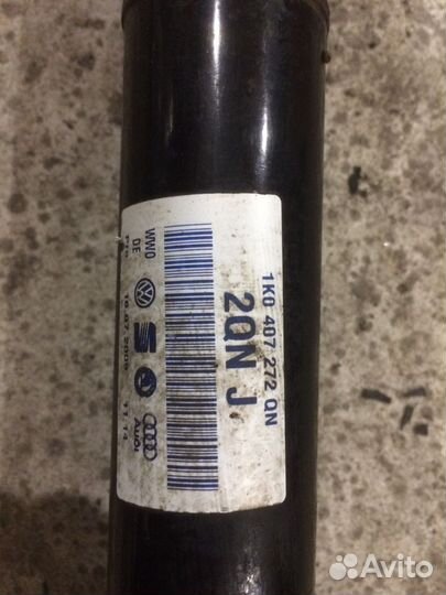 Привод правый Пассат Шкода Кадди 1.6 тди