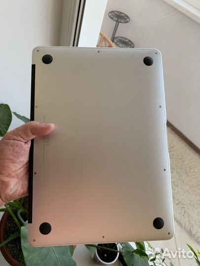 Apple MacBook Air 13 2017 (2020) 1 цикл