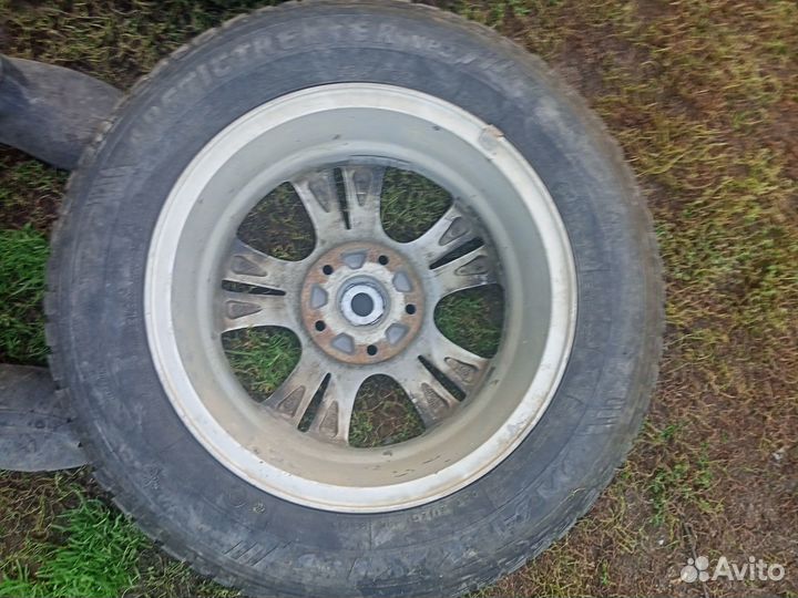 Maxxis ArcticTrekker NP3 195/65 R15