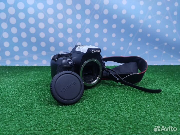 Фотоаппарат Canon EOS 600D