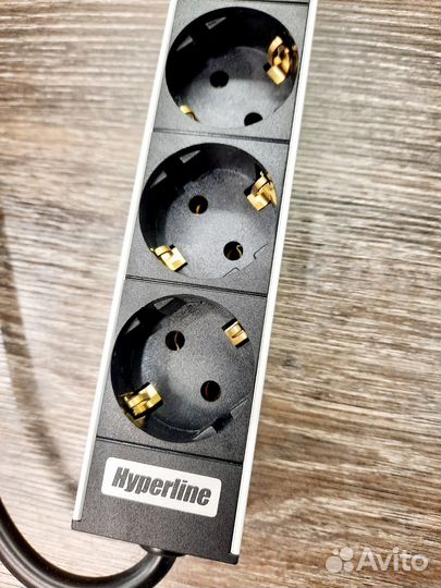 Блок розеток hyperline