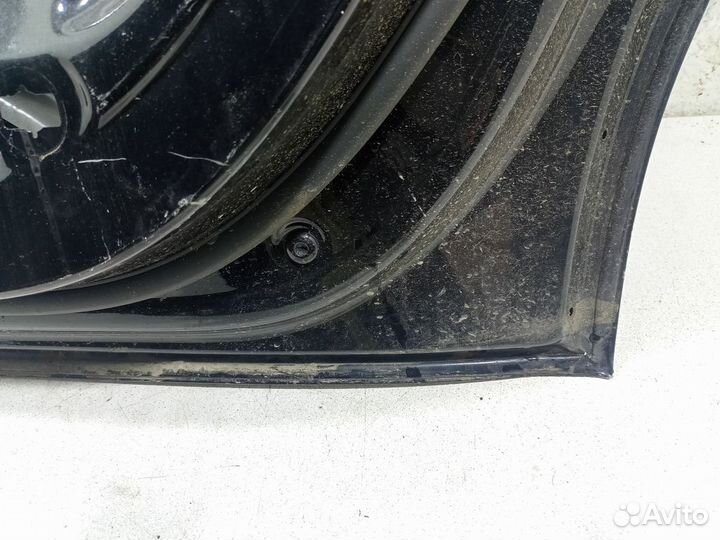 Дверь задняя правая Порше