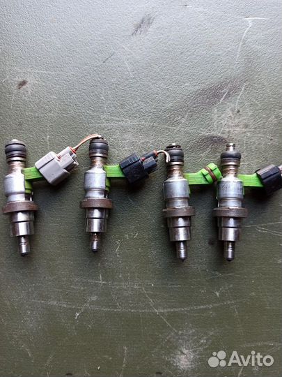 Форсунка Toyota 2.0 2.4 1AZ-FSE, 2AZ-FSE