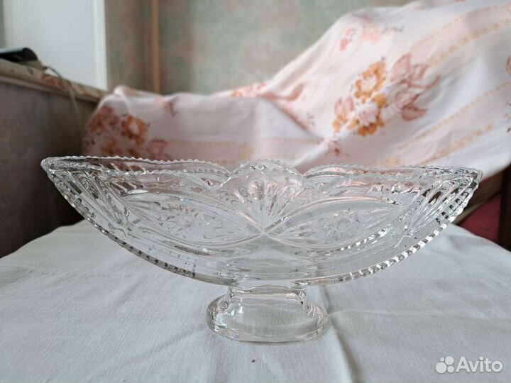 Много видов Салатник хрустальный, ваза хрустальная