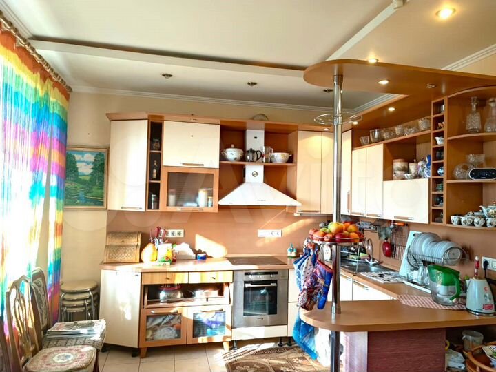 3-к. квартира, 135,3 м², 5/7 эт.