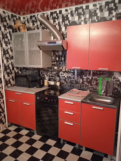 2-к. квартира, 74 м², 1/9 эт.