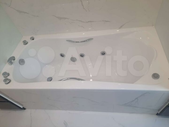 3-к. квартира, 70,2 м², 1/5 эт.