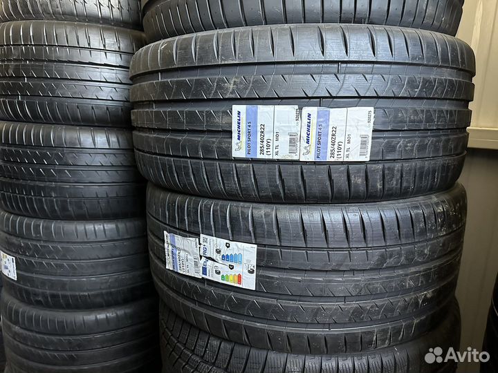 Michelin Pilot Sport 4 S 285/40 R22