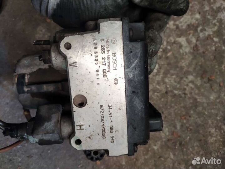 Блок ABS BMW E38 E39 0265217000