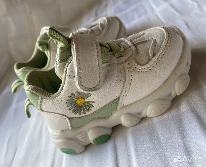 Обувь на девочку