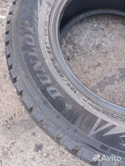 Dunlop SP Winter Ice 02 195/65 R15 95T