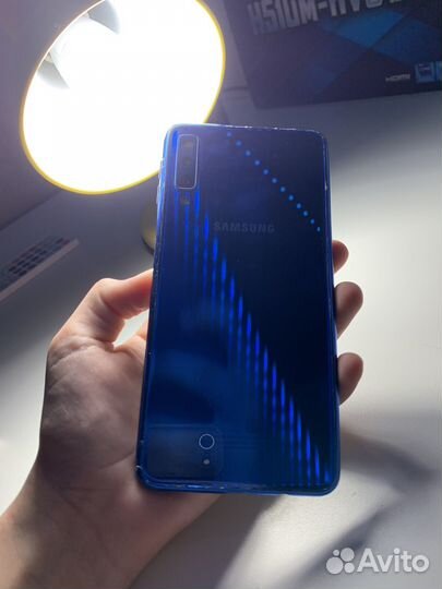 Samsung Galaxy A7 (2017) SM-A720F/DS, 3/32 ГБ