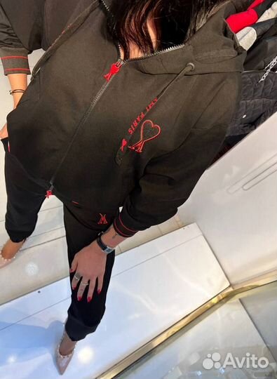 Костюмы спорт-шик новые Турция