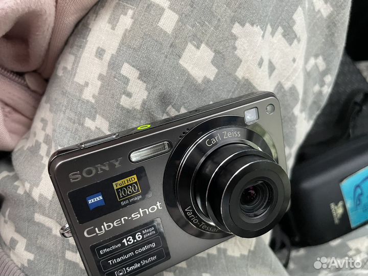 Компактный фотоаппарат Sony cyber shot DSC-W300
