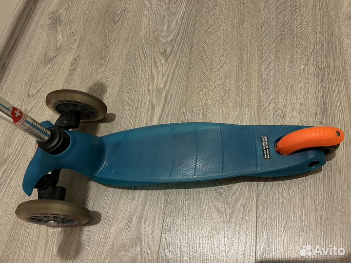 Детский трехколесный самокат Mini Micro