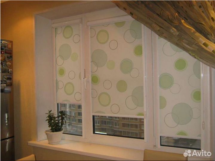 Рулонные шторы/Жалюзи