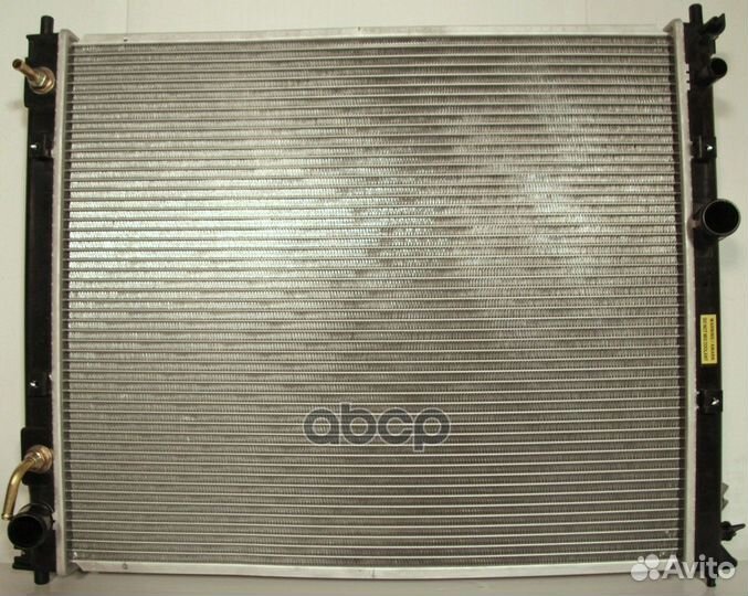 319093J Радиатор охлаждения cadillac CTS 2.8-3