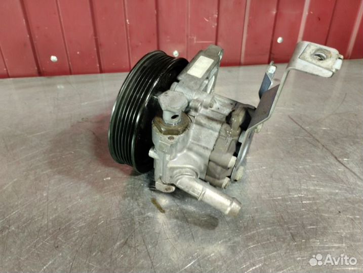 Насос гидроусилителя руля Bmw 3 Series E91 M57D30
