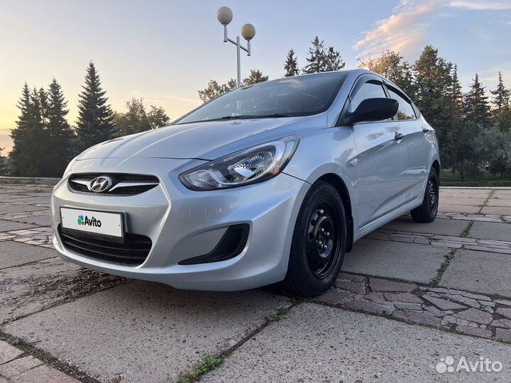 Hyundai Solaris 1.6 AT, 2012, 199 000 км