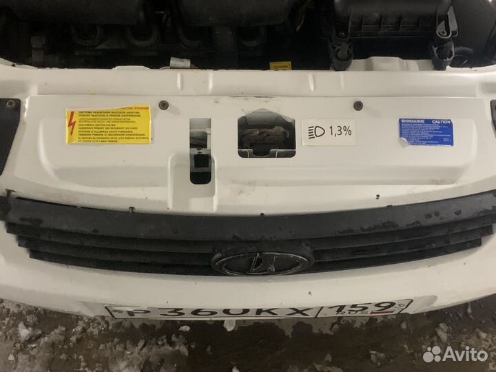 Бампер передний priora 1 белый