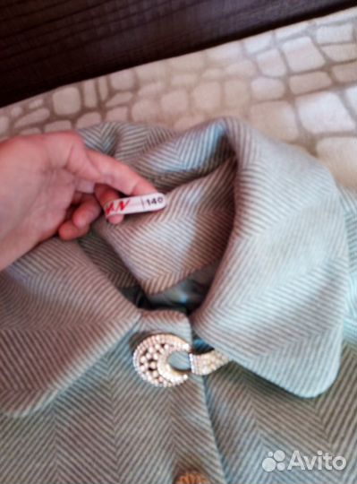 Пальто для девочки 140