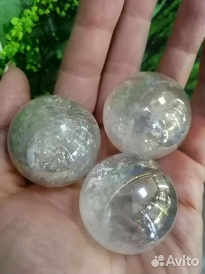 Шар из горного хрусталя