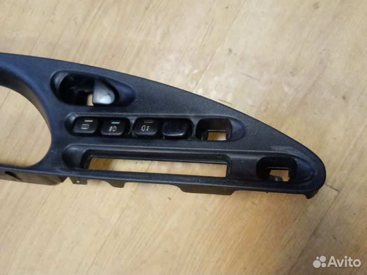 Передняя панель на Торпедо Нива chevrolet