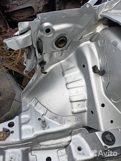 Chevrolet aveo t300 14г. Лонжерон передний правый