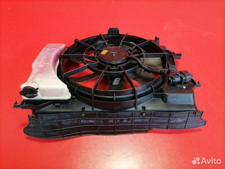 Диффузор радиатора Hyundai Solaris RB G4FA 2011