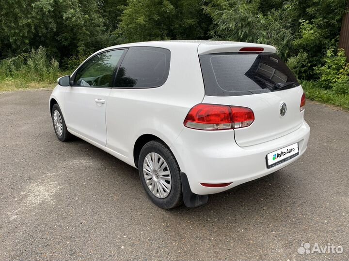 Volkswagen Golf 1.4 МТ, 2011, 300 000 км