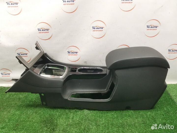Подлокотник Ford Mondeo 4 седан 2.0 aoba 2008