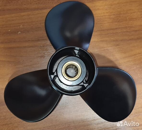 Винт Mercury 25-70 (3x10x17)