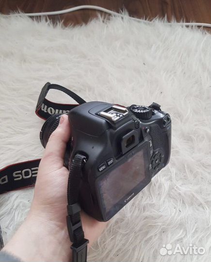 Зеркальный фотоаппарат canon eos 550d