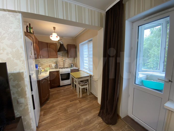 3-к. квартира, 62,8 м², 2/5 эт.