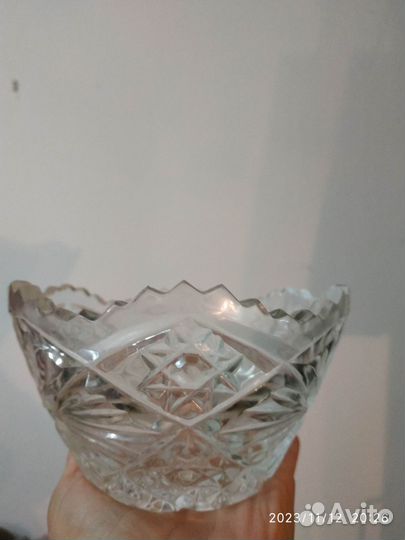 Хрустальные вазочки конфетницы