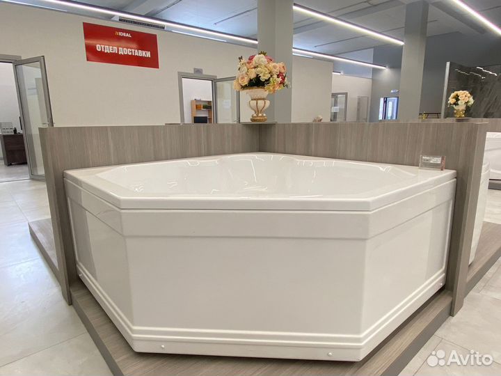 Ванна угловая