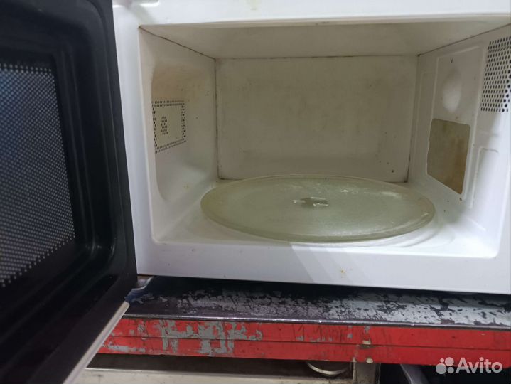 Микроволновая печь Supra