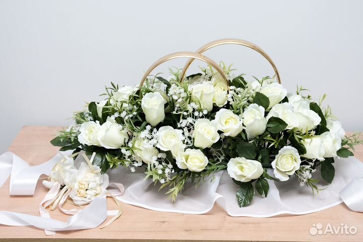 Украшение на автомобиль