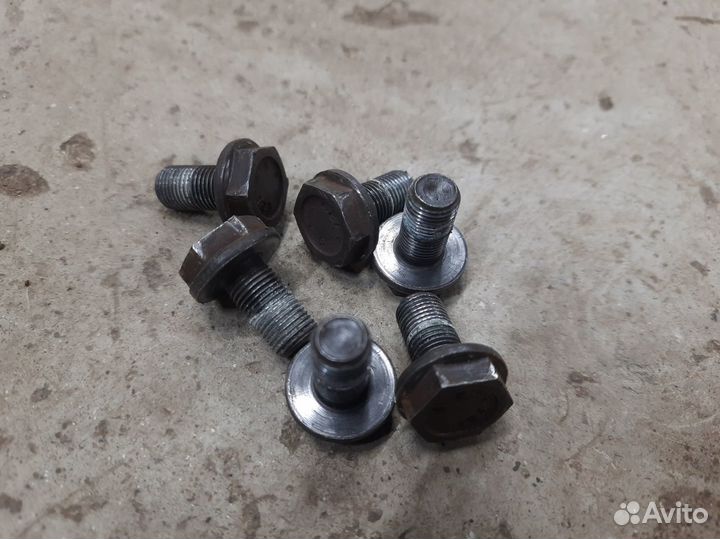 Болты маховика Audi A6 C5