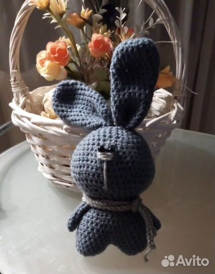 Вязаный заяц