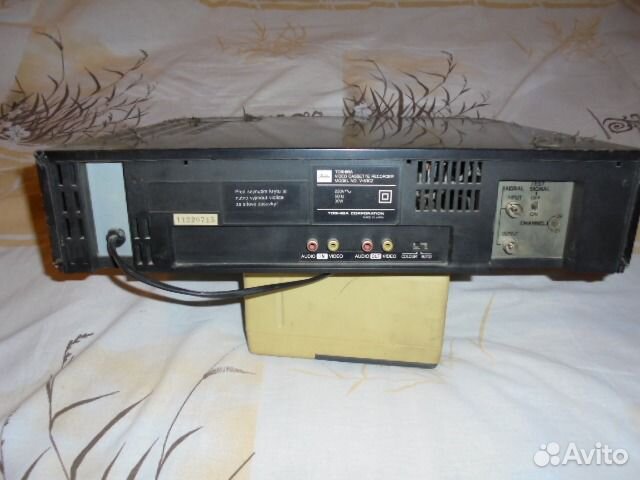 Видео магнитофон Toshiba