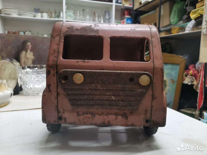 Машинка жестяная детская СССР (Ч)