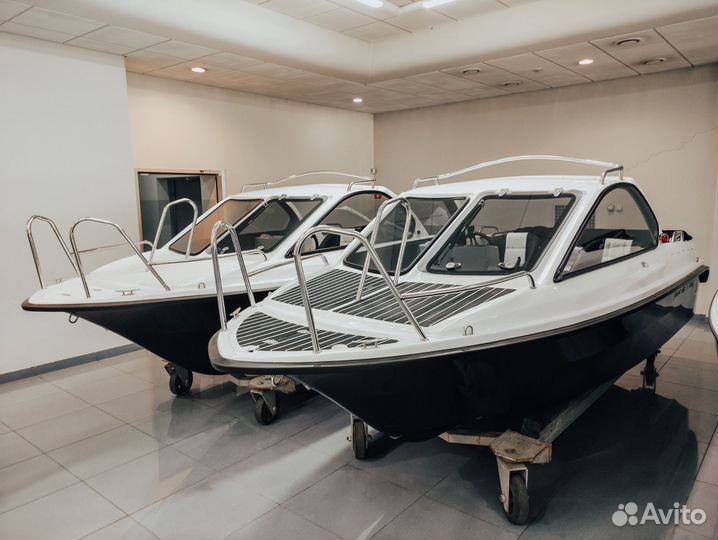 Катер Phoenix 530 hardtop