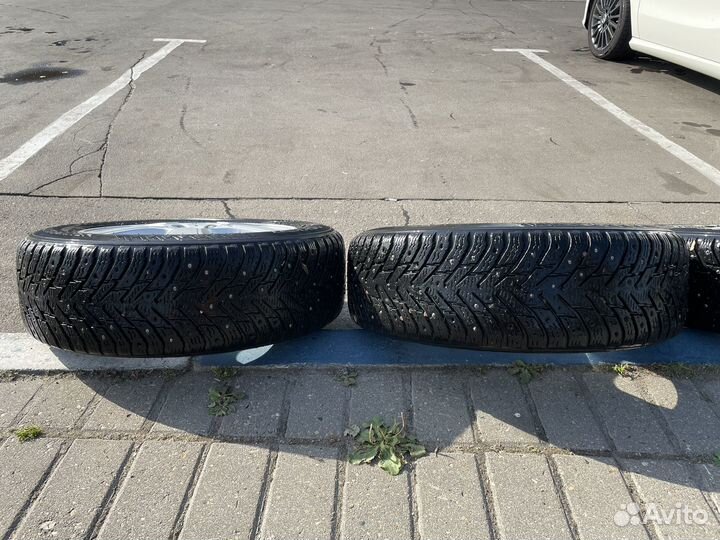 Nokian Tyres Hakkapeliitta 8 185/65 R15